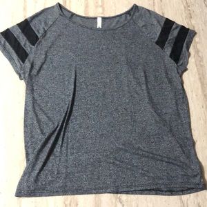 Kirious | Women’s | Size XL | Short Sleeve | Shirt